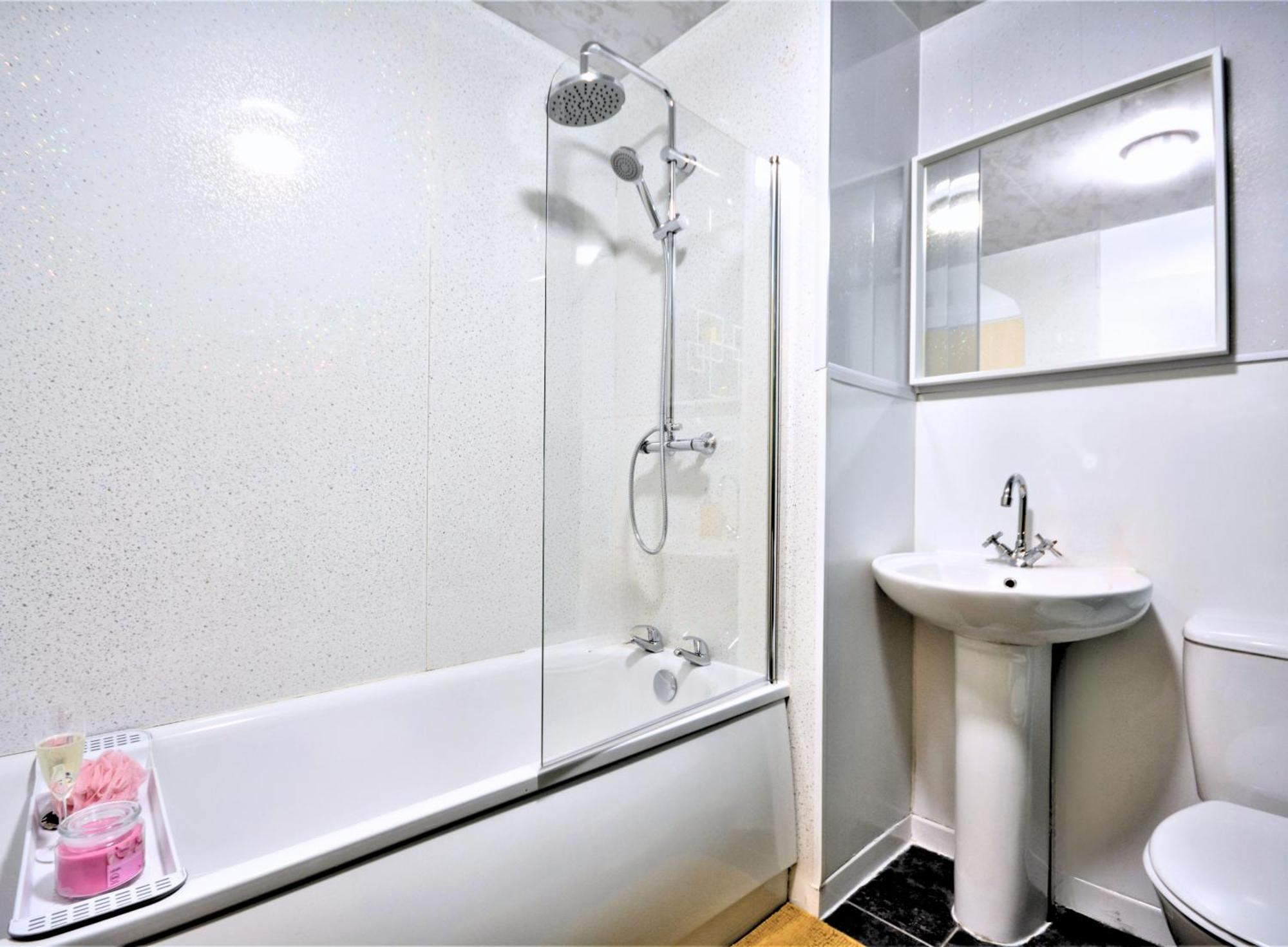 Manchester Townhouse By Bevolve - 4 Bedrooms - Free Parking Zewnętrze zdjęcie