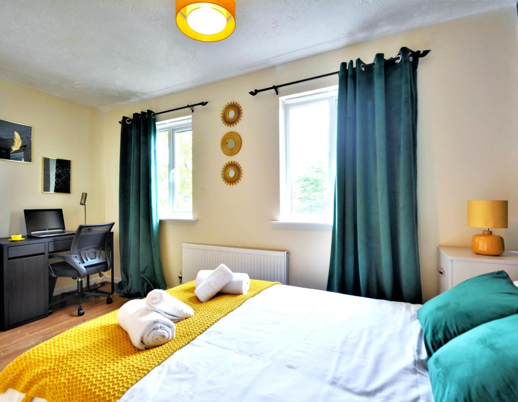 Manchester Townhouse By Bevolve - 4 Bedrooms - Free Parking Zewnętrze zdjęcie