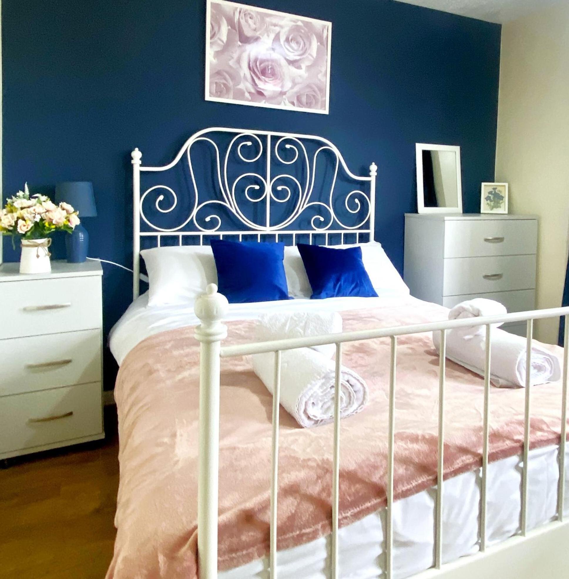Manchester Townhouse By Bevolve - 4 Bedrooms - Free Parking Zewnętrze zdjęcie
